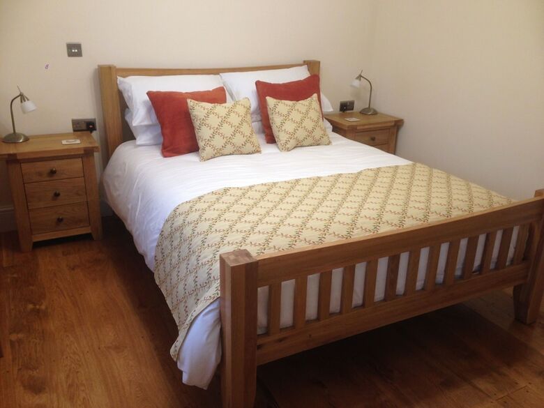 Pontyclerc Farm House Bed And Breakfast