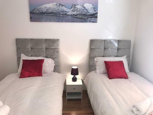 Apartamento Jo Cherrydown - Lovely City Centre Serviced Flat