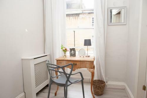 1 Bedroom Apartment In Bath City Centre