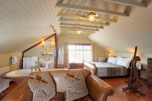 Burgh Island Hotel