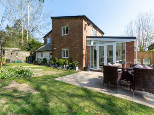Holiday Home Dairy Cottage