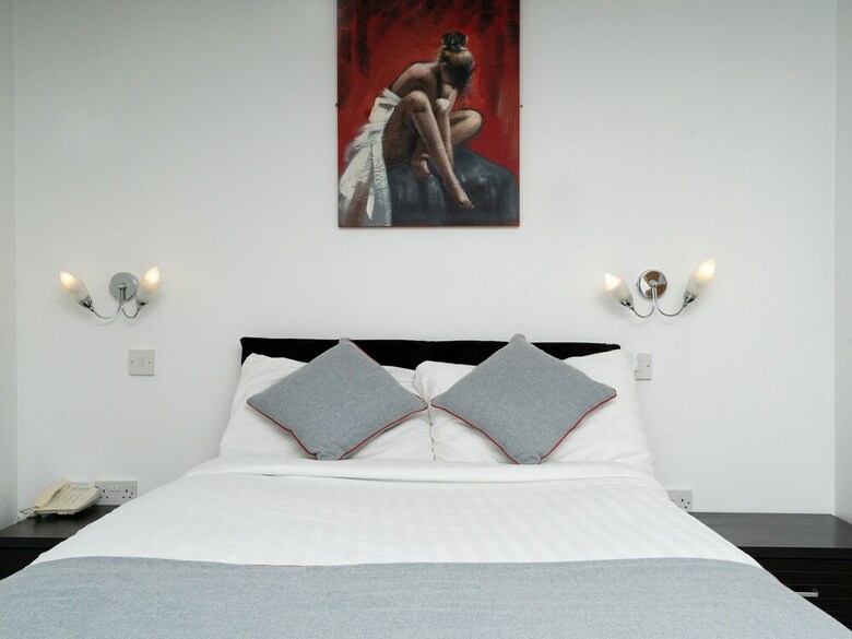Bed & Breakfast Atz&h Inn