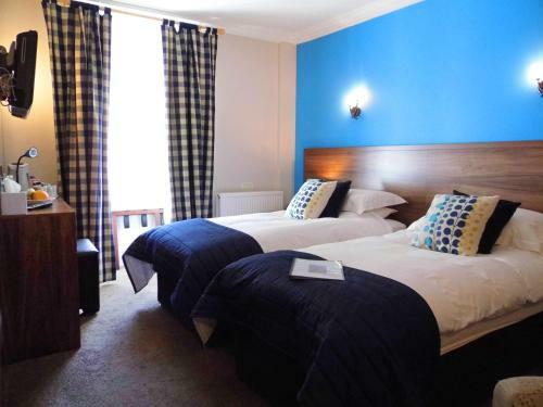 Queens Head Hotel