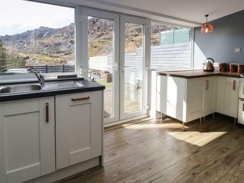19 Cwmorthin Road, Blaenau Ffestiniog