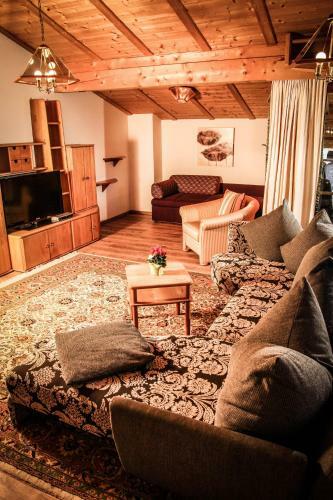 Hostal Pension Alpenrose