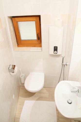 Hostal Pension Alpenrose