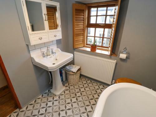 Rhubarb Cottage, Hope Valley