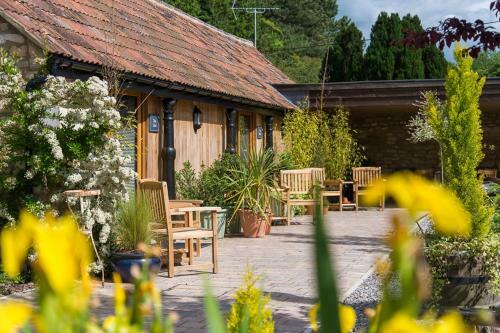 Bed & Breakfast Widbrook Barns