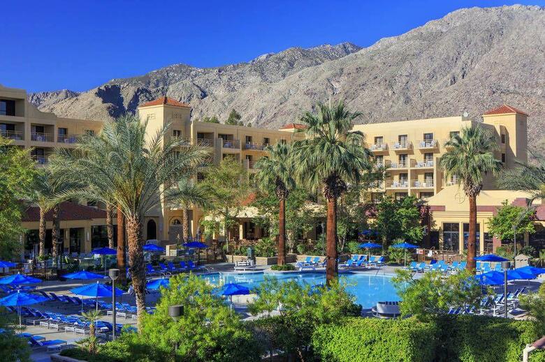 Hotel Renaissance Palm Springs