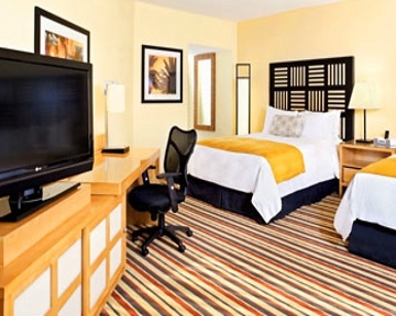 Hotel Renaissance Palm Springs