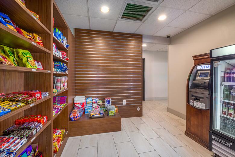 Hotel Holiday Inn Express Airport