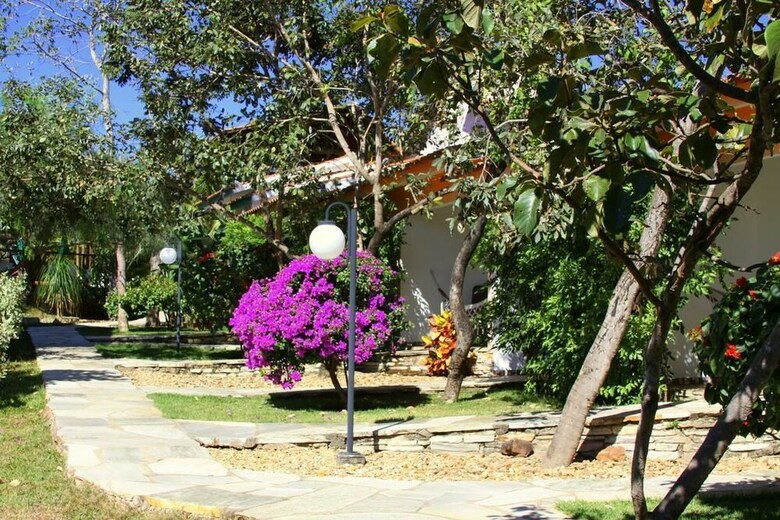 Hostal Pousada Flores Do Cerrado