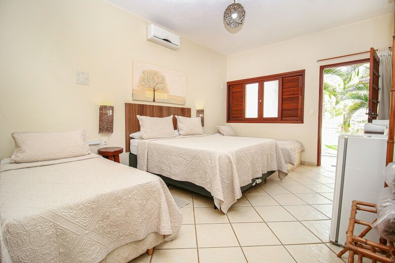 Hostal Pousada Flores Do Cerrado