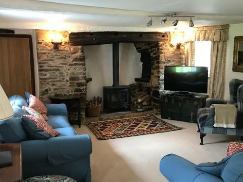 Bratton Mill Farmhouse