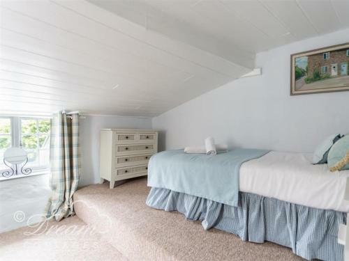 Dormouse Cottage, Burton Bradstock
