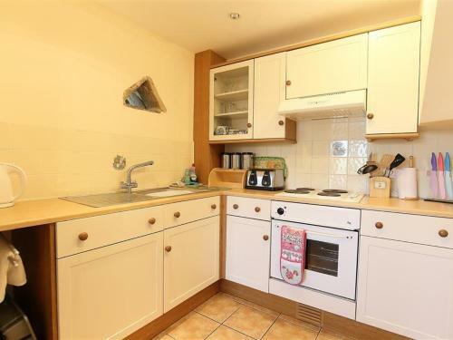 The Old Oak Tree Barn, Burford