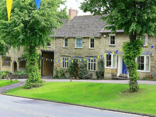 141 The Hill, Burford, Burford