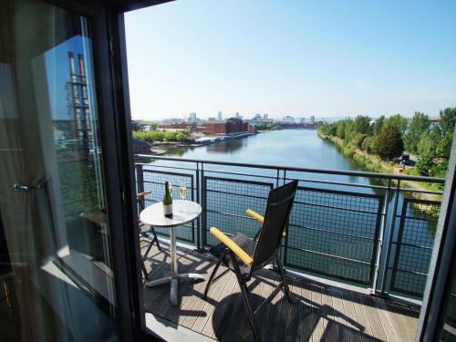 Cardiff Bay View Apartment