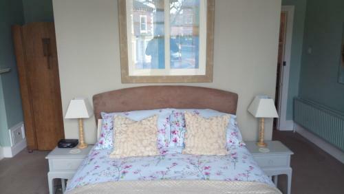 Hostal Warwick Lodge