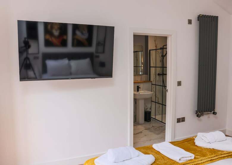 The Coach Hotel