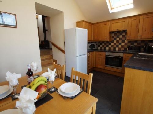 Holiday Home Pen Y Coed