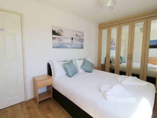 Beach House (ty Traeth)