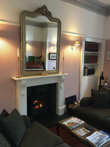 Abbots Brae Hotel