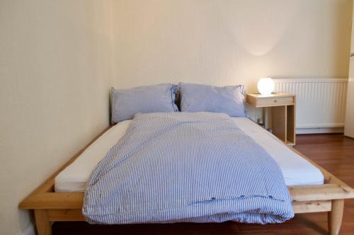 2 Bedroom Apartment In Pleasance Accommodates 4