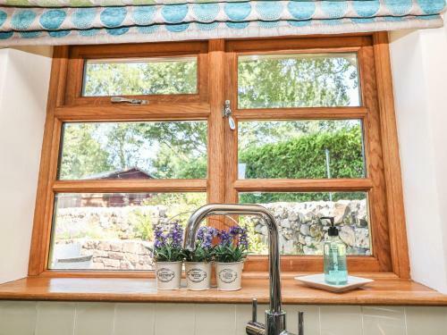 Jasmine Cottage, Stoke-on-trent