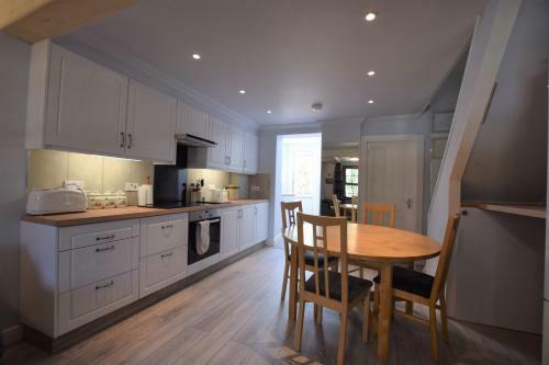 1 Ashley Cottages