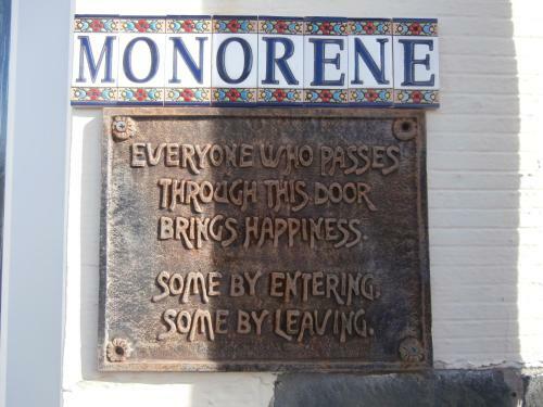 Hostal Monorene Guest House