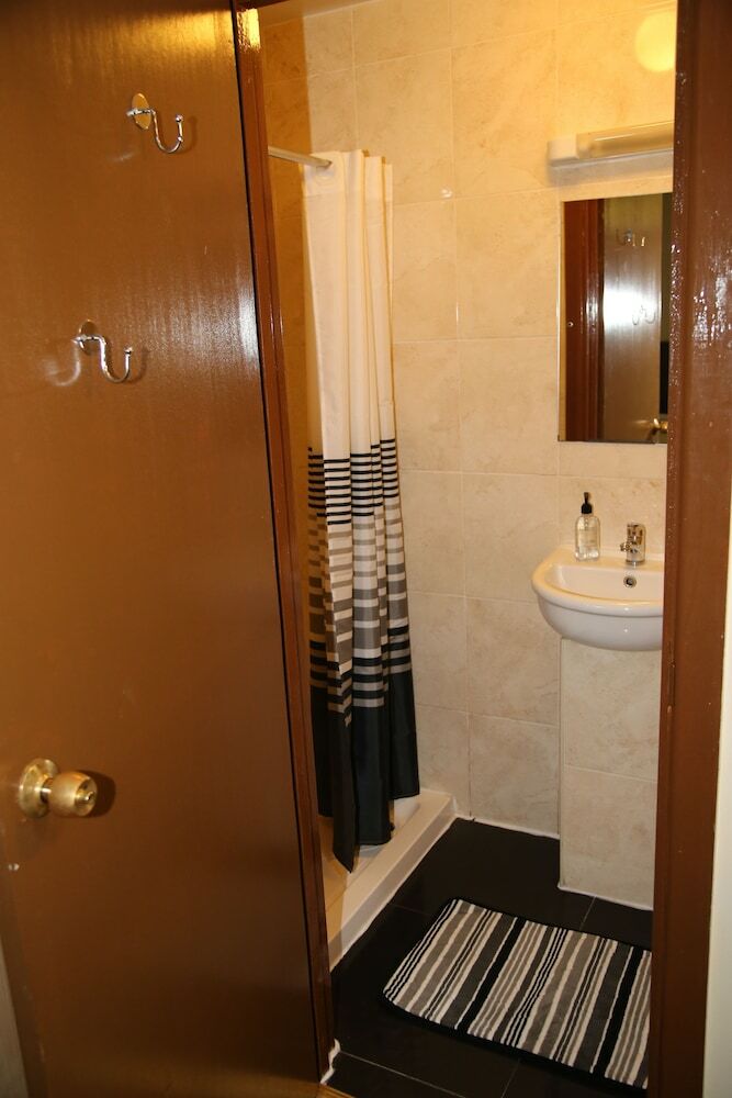 Hostal A Gosport Inn