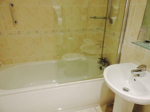 Hostal Fairlight Guesthouse