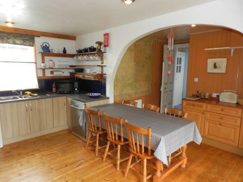 1 Craggan Cottage