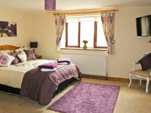 2 Stud Cottage
