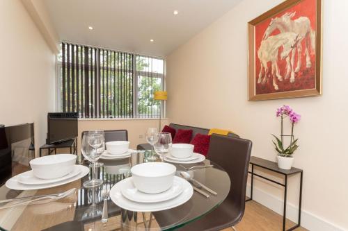 Abbey Apartments - Flat 4