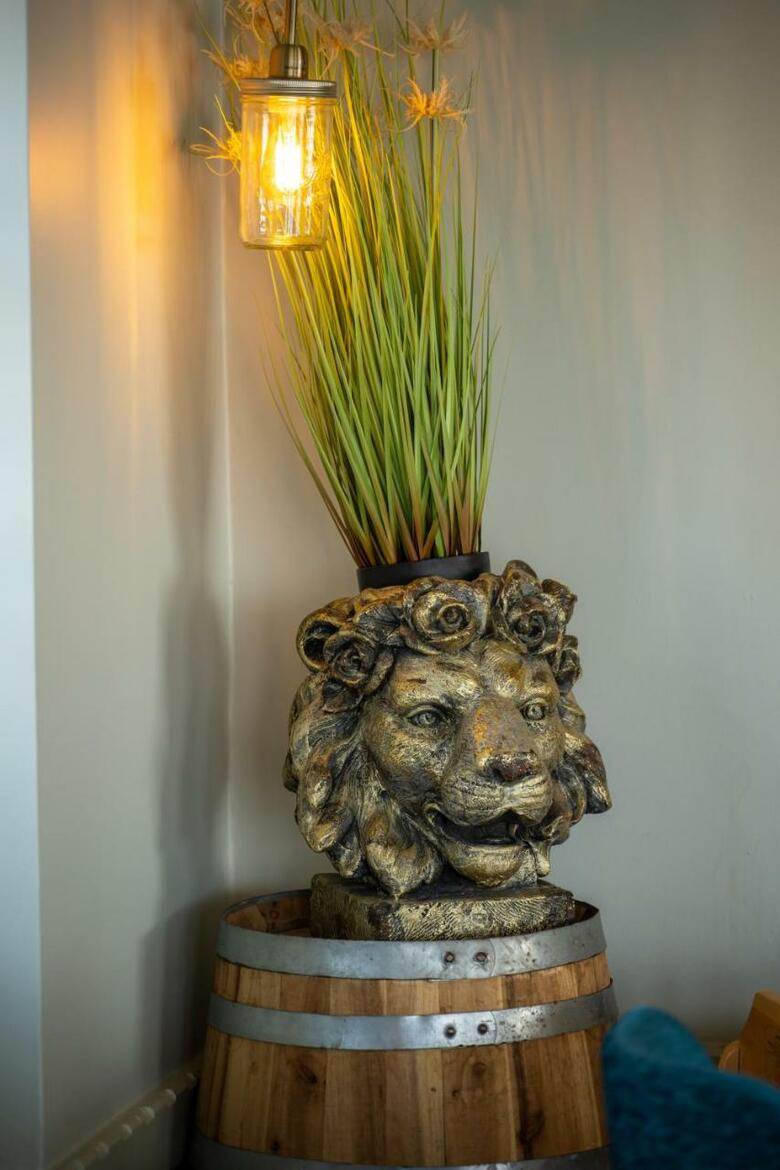 The Golden Lion Hotel