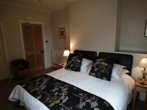 Hostal The Beeches Guest House