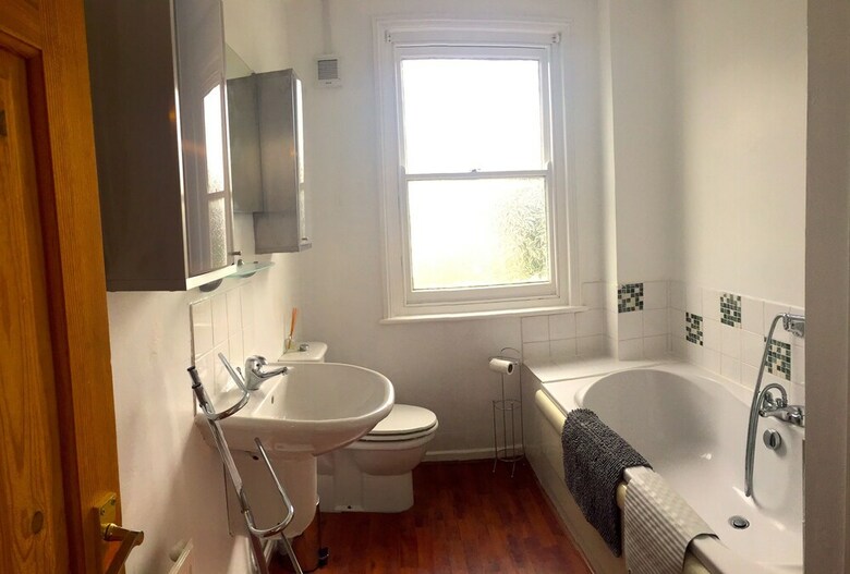 The Grove - Refurbished Cottage Near City Centre