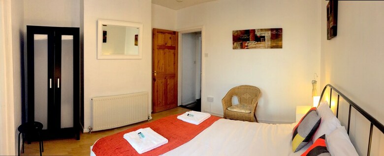 The Grove - Refurbished Cottage Near City Centre