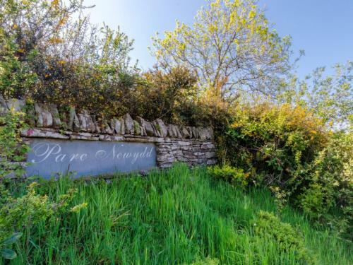 Holiday Home Llanerchymedd.2