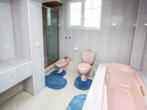 11 Glyn Garth Mews