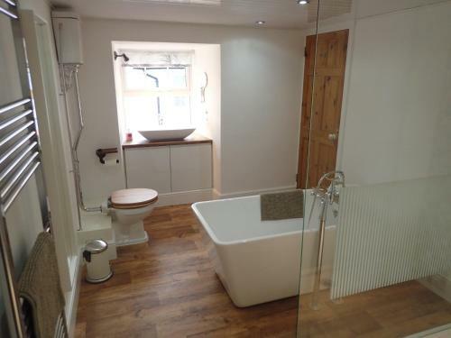 Bed & Breakfast Dol Llan Mansion