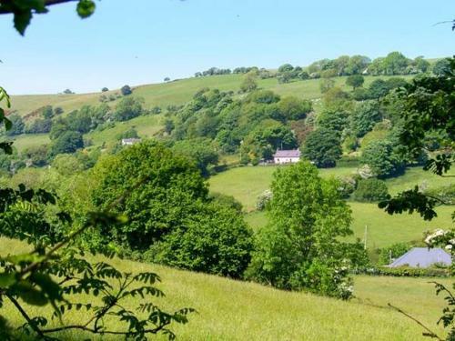Boffins Barn At Pen Isa Cwm