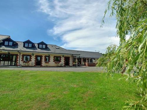 Holiday Home Otter's Holt