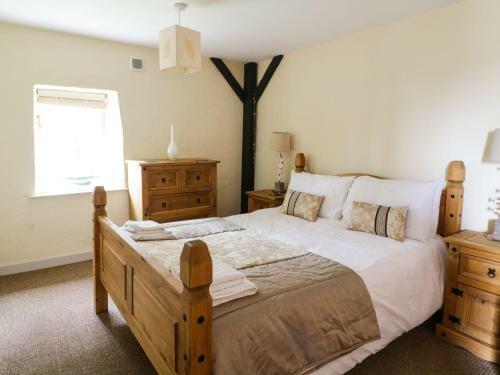 The Granary, Nr Newborough