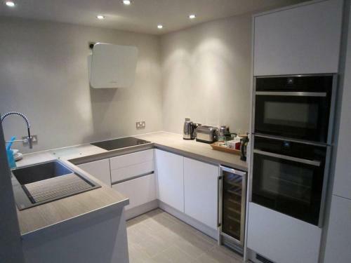 Crown Cottage - Prime Orford Location