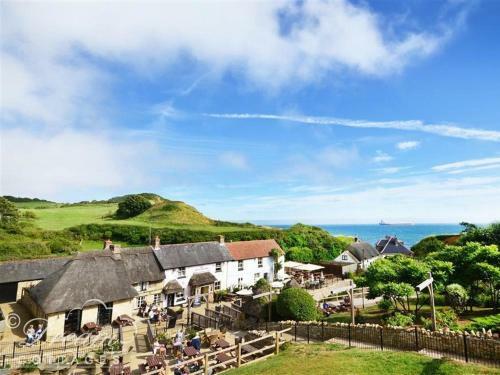 Honeybun, Osmington