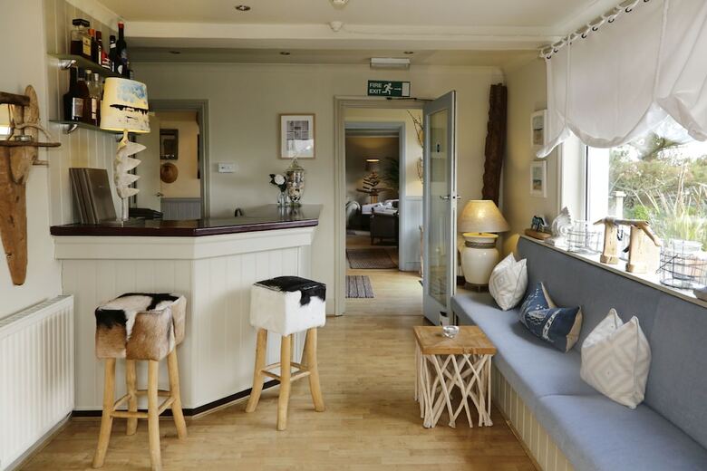 Hotel Driftwood