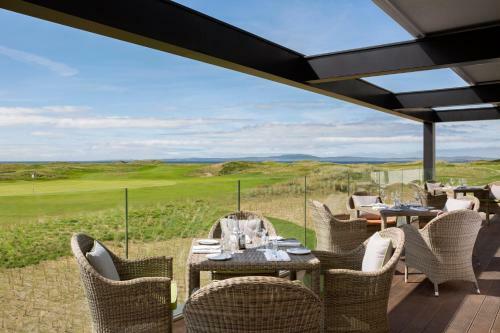 Machrie Hotel & Golf Links